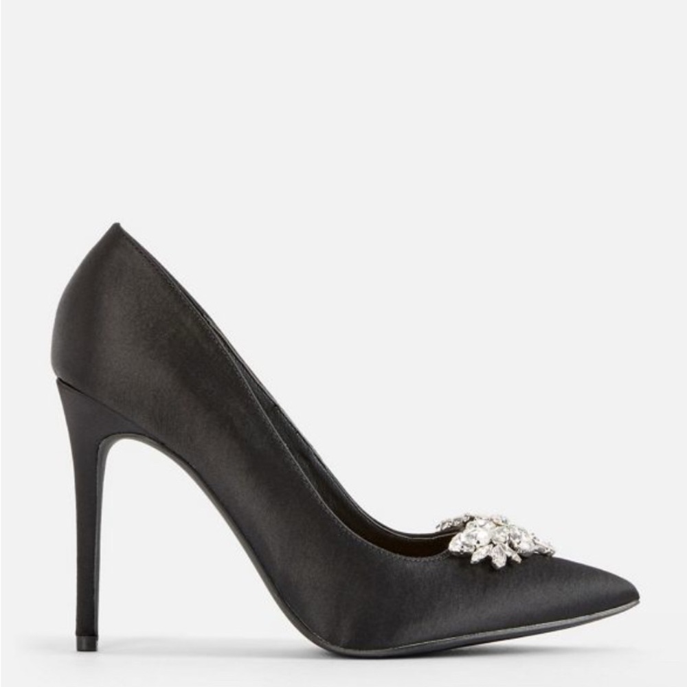 Embellished JustFab Pumps - Picture 2 of 9